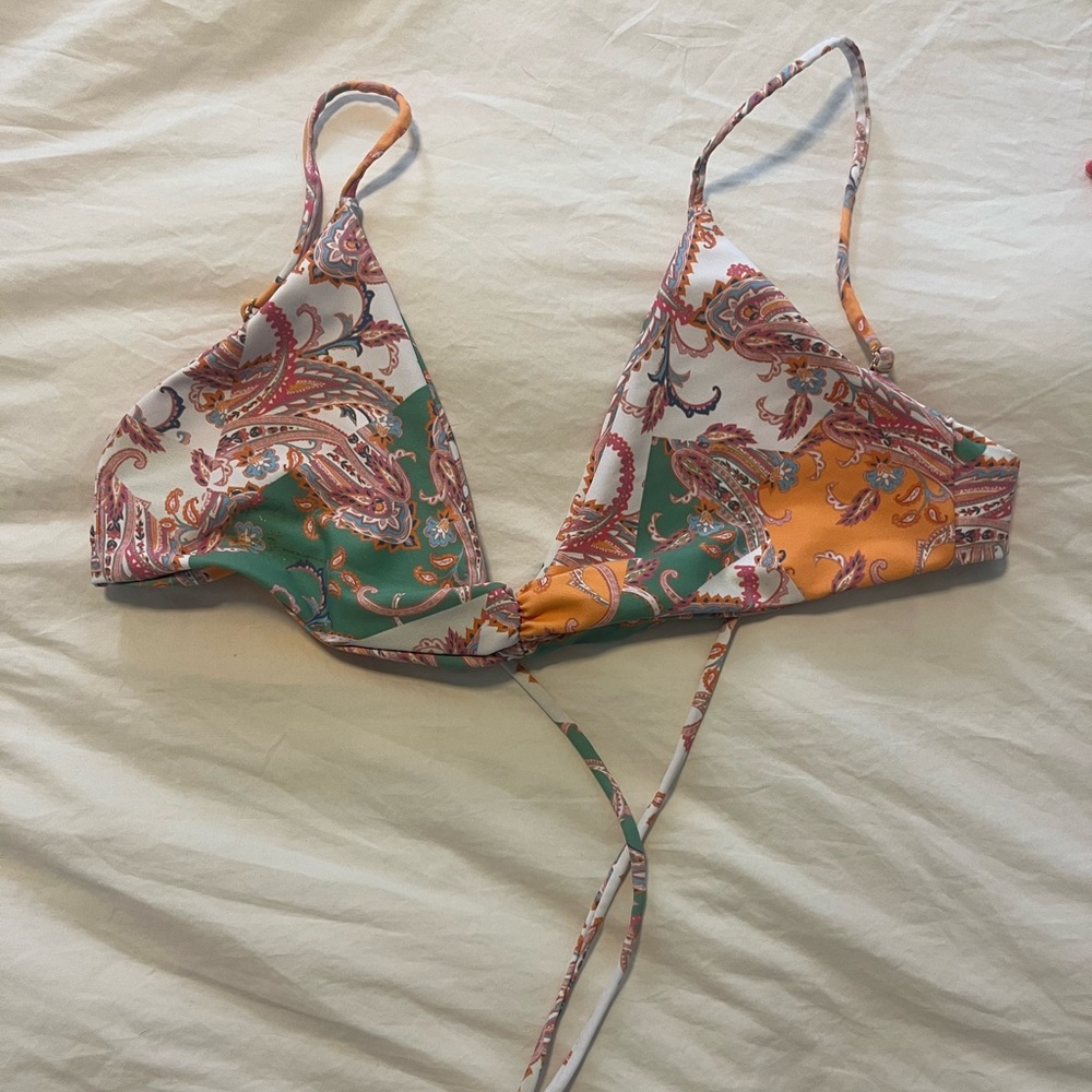 SKATIE bikini top